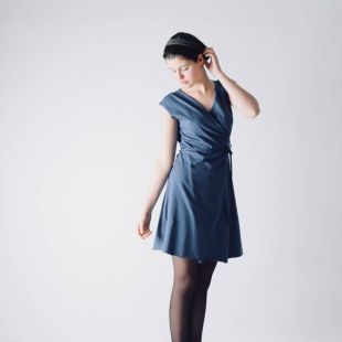 Robe d’enveloppe, Top d’enveloppe, robe bleue, robe en coton, robe sans manches, robe à col en V, robe courte, vêtements pour femmes, robe T-shirt, chemisier