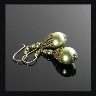 Boucles d'oreilles Green Pearl Drop, Boucles d'oreilles Swarovski Crystal Pearl Dangle, Boucles d'oreilles antiques Gold Light Green, Bijoux vintage Style