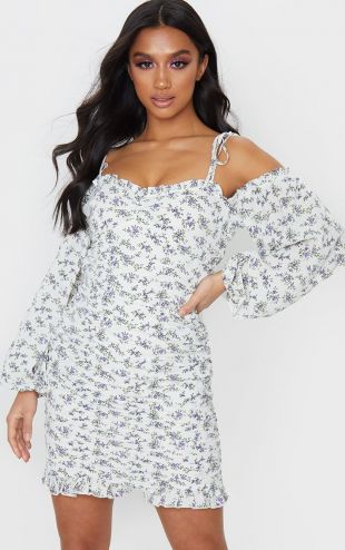 Robe bretelles blanche à imprimé petites fleurs et épaules nues