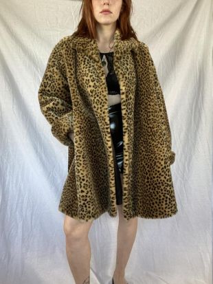 80's Gallery Faux Fur Cheetah Print Jacket / Coat with Acrylique Lining and Pockets One Size Oversized Fur Coat 1980's vintage Outerwear