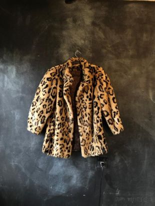 1980's Faux Leopard Cheetah Print Fluffy Faux Fur Jacket Swing Coat Puff Sleeves Boho Boho Rocker Hippy Hippie Raver M/L