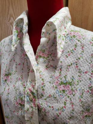 vintage White Collared Floral Blouse Pink Blue Green