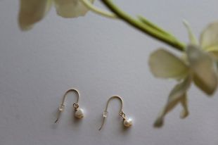 Boucles d’oreilles Pearl Drop | Résistant à l’eau | Perles réelles | 14k Rempli d’or