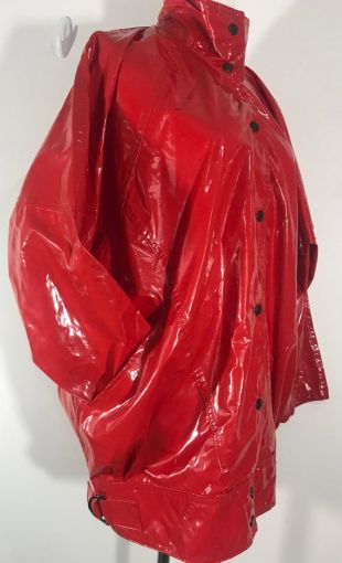 80s Raincoat Fire Engine Red Vinyl Jacket Med / Grandes manches batwing Full Zipper Shiny Wet Look Slicker Glossy Mac Rain Jacket M/L vintage