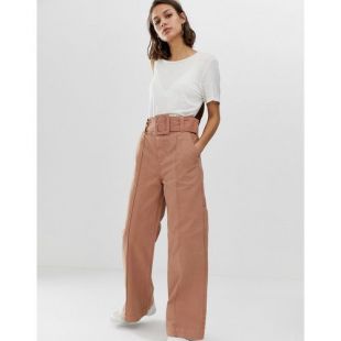 wide leg jeans with belt