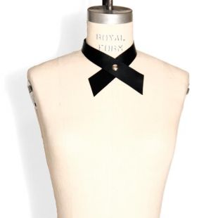 Croisé papillon--Cuir noir