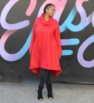 Manteau de toison asymétrique, robe noire de toison de cou de capot / manteau - Lâchement montage à capuchon La veau pull au-dessus du manteau-toutes les tailles