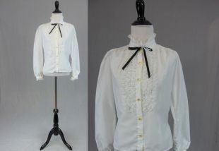 80s White Granny Blouse with White Lace Ruffle Trim - Long Sleeves - Rio - Vintage 1980s - M 38" bust
