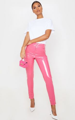 Pantalon skinny en vinyle rose flashy à boutons