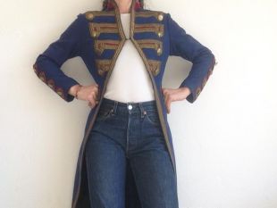 Veste de parade | Vintage | 1950's | Costumiers Arnhem | Laine | Bleu/rouge/or | Broderie fil d'or | Veste officier | Queue de pie