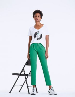 Pantalon fluide 7/8ème en crêpe vert femme IKKS | Mode Automne Hiver Pantalon, short