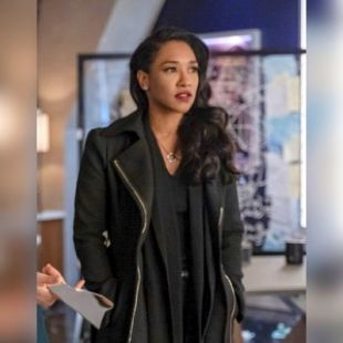 The Flash: S06 Candice Patton (Iris West) Coat