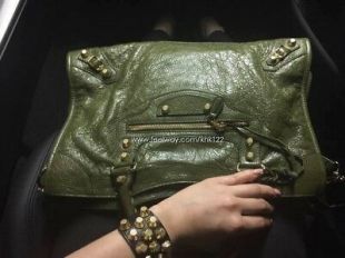 Balenciaga Giant Gold City Medium Vert Olive  | eBay
