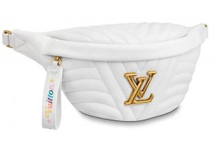 Louis Vuitton New Wave Bumbag Snow White in Calf Leather with Gold-tone  worn by Julien Calloway (Jordan Alexander) as seen in Gossip Girl (S01E05)
