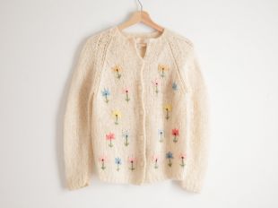 Pull cardigan rockabilly rockabilly des années 50 ou 60 / détails floraux / boutons brillants / made in Italy / taille 42 petite