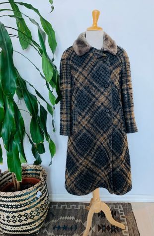Manteau long dames en laine à carreaux vintage avec col en fourrure