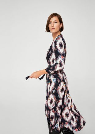 Robe cache cœur à fleurs