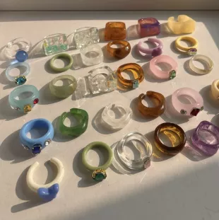 bagues en résine acrylique transparente colorée pour femmes