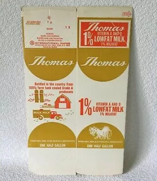 Vintage Cardboard Milk Carton THOMAS BROS DAIRY Black River Falls Wi HALF GALLON