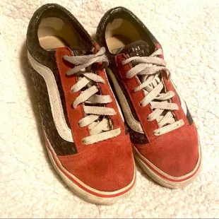 Rare vintage Red VANS Sneakers