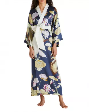 Queenie Robe
