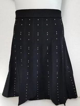 black and white pleated skirt with elastic waist