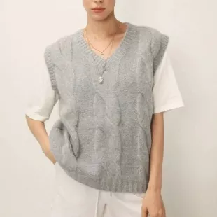 Claire Chunky Twist Knit Vest