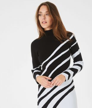 Robe noir et blanc graphique tricot