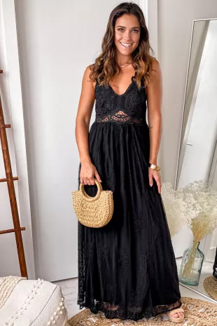 Saved by the Dress Black Lace Maxi Dress worn by Abby O'Brien-Winters  (Meghan Ory) as seen in Chesapeake Shores (S06E05) | Spotern