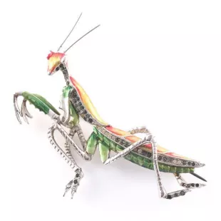 Praying Mantis Figural Insect Pin Brooch
