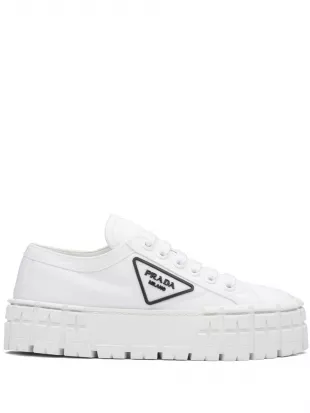 Double Wheel Low-Top Sneakers