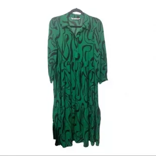 Zara Green Black Tiered Midi Dress worn by Madison Feliciano (Ebony  Vagulans) as seen in My Life Is Murder (S03E09) | Spotern