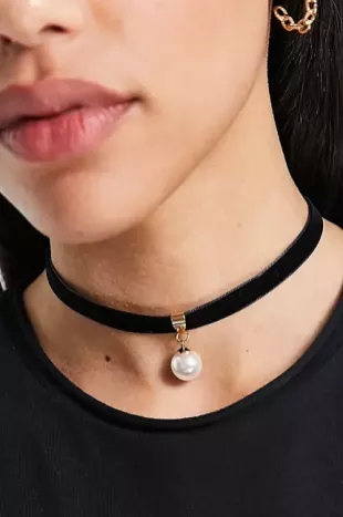 Pearl Choker Necklace