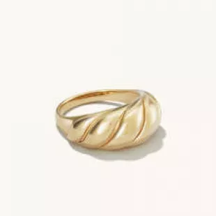 Gold Croissant Dôme Ring