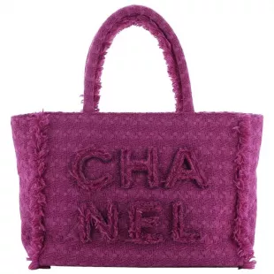 Chanel Giant Logo Shopping Bag Quilted Tweed Large worn by Lisa Vanderpump  as seen in Vanderpump Rules (S10E03)