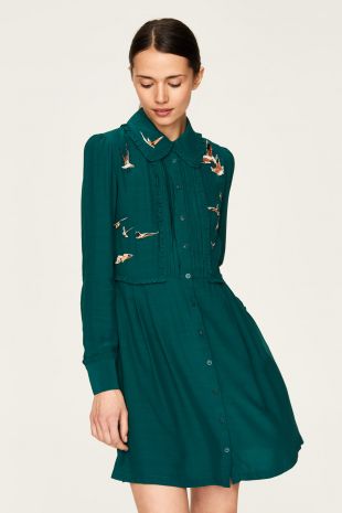 Robe à broderies oiseaux