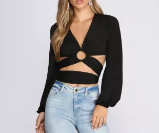 Club Crop Ring Front Top