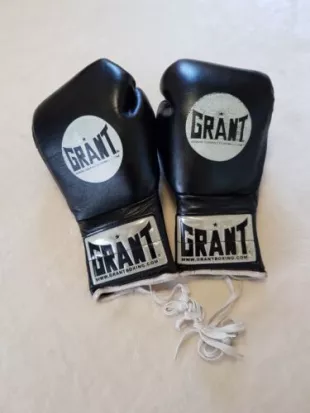 boxing gloves 16oz OG Elvis Grant
