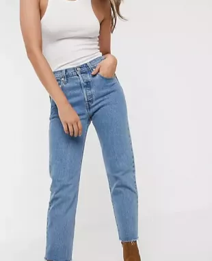 501 Crop Jeans With Frayed Hem In Midwash Blue