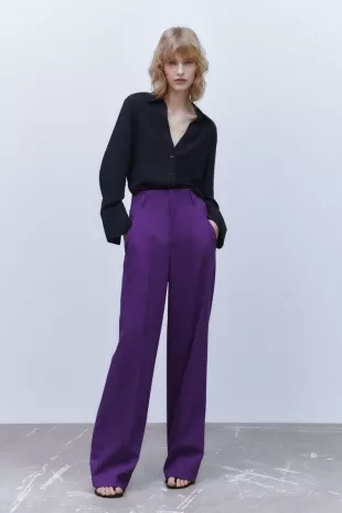High-Waisted Pants in Purple