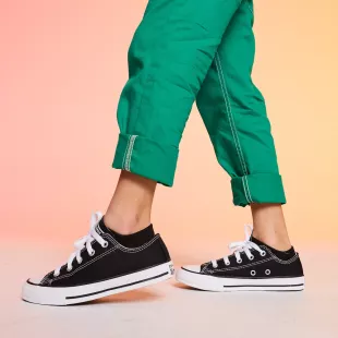 Chuck Taylor All Star Lo Sneaker