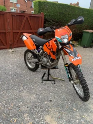 525 exc 2003  motorcycle