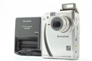FinePix 4700 Z Digital Camera