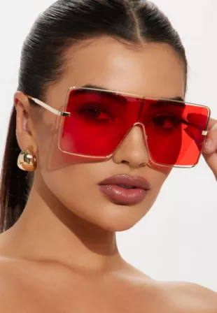 Fashion Nova She's Far Out Sunglasses worn by Kayla Cardona as seen in  Selling The OC (S02E05)