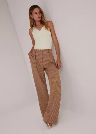 Favorite Daughter Favorite Houndstooth Wide Leg Pants worn by Donna Farizan  as seen in Today with Hoda & Jenna on September 22, 2023