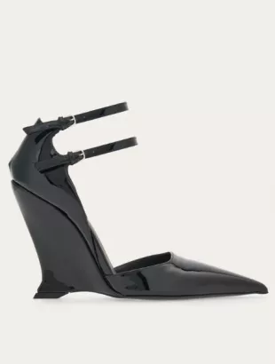 ferragamo - Pump with Contoured Heel