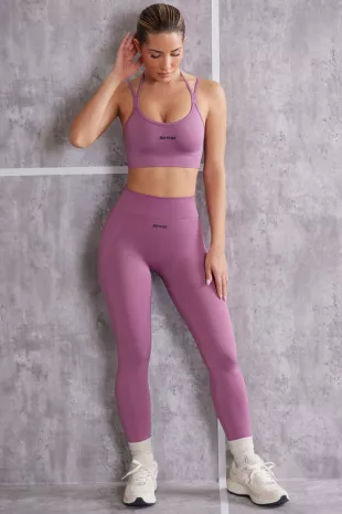 Bo+Tee Superset Curved Waist Seamless Leggings worn by Khloé