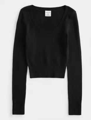 Social Tourist - Scoop Sweater in Black
