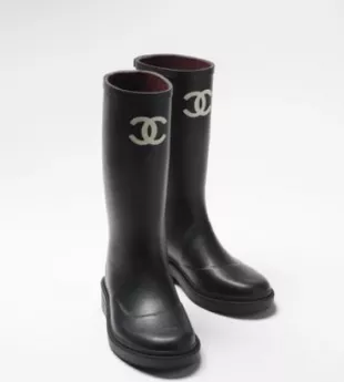 Chanel - Plain Logo Flat Boots