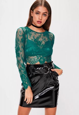 Missguided - Green Lace Long Sleeved Crop Top